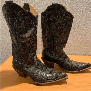 Vintage women’s corral boots
